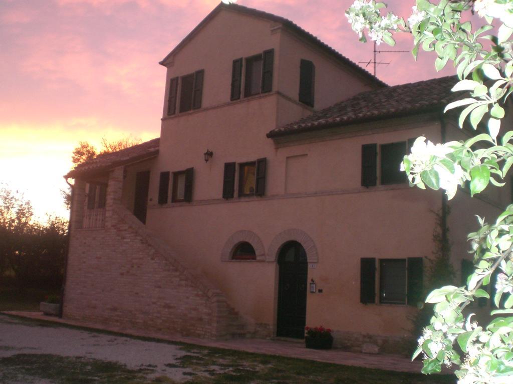 I Ciliegi Bed & Breakfast Osimo Bagian luar foto