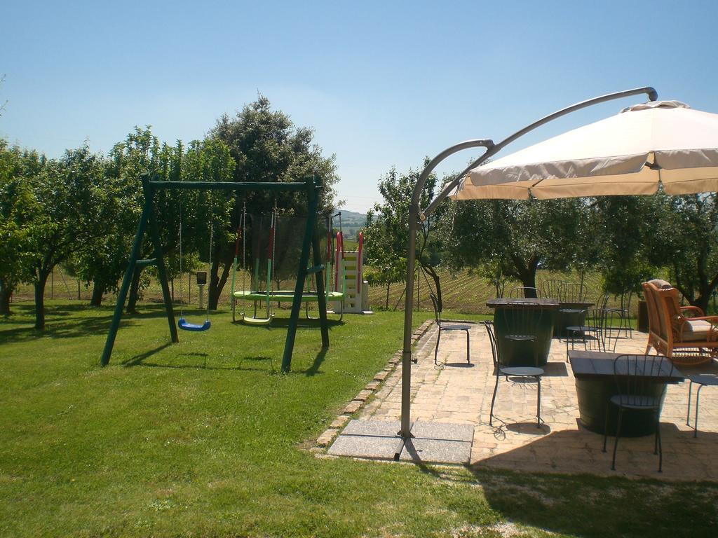 I Ciliegi Bed & Breakfast Osimo Bagian luar foto